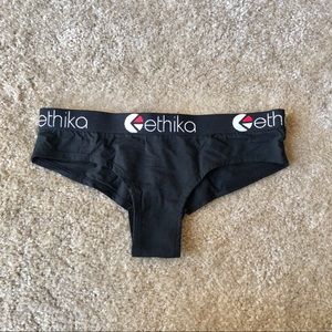 Ethika Bottoms